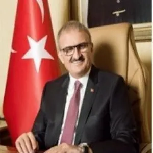 Münir Karaloğlu