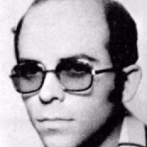 Suat Engüllü
