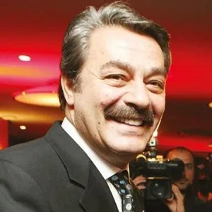 Kadir İnanır