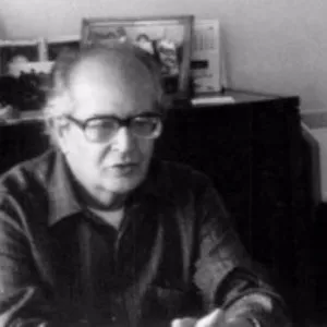 Nijat Özön