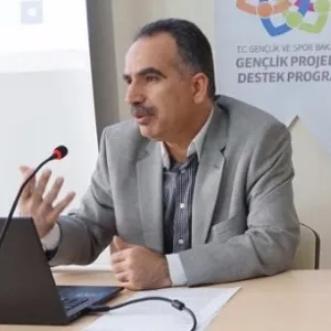 Ahmet Yıldız (Siyasetbilimci)