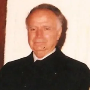 Memduh Yaşa