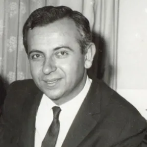 Suphi Baykam