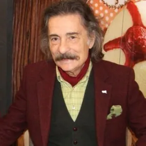 Timur Selçuk