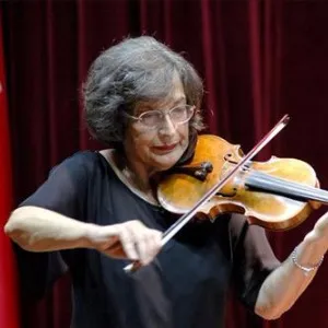 Suna Kan