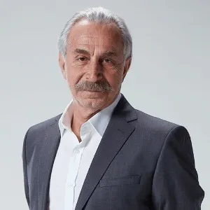 Rıza Akın