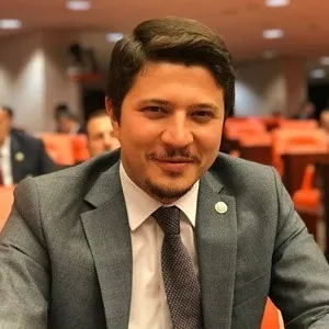 Selman Özboyacı
