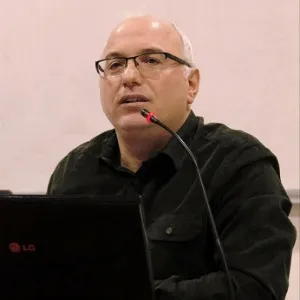 Hüseyin Akyüz (Sosyolog)