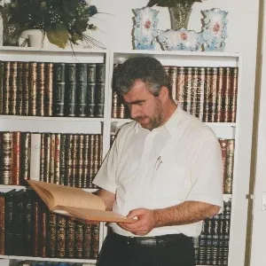 Hüseyin K. Ece