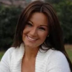 Pınar Altuğ