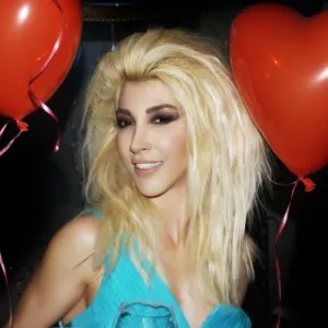 Hande Yener