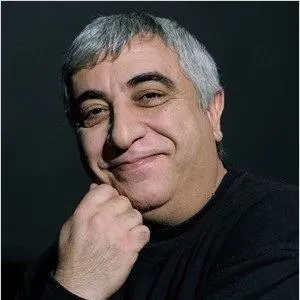 Suat Sungur
