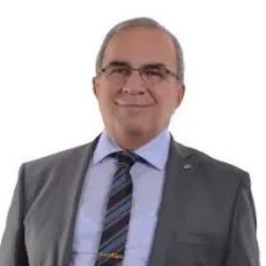 Arif Sezer