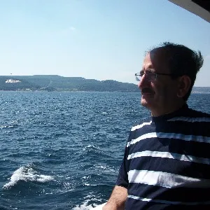 Hızır İrfan Önder