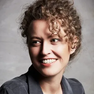Özlem Zeynep Dinsel
