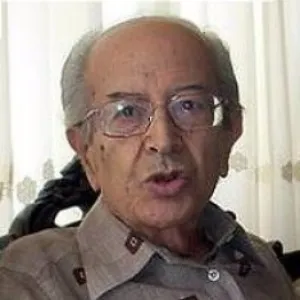 Nijat Özön