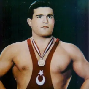 Ahmet Ayık