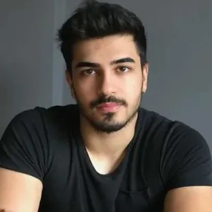Oktay Ekinci (Oyuncu)
