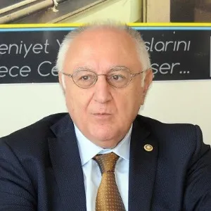 Ahmet Kamil Erozan