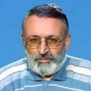 Yücel Çakmaklı