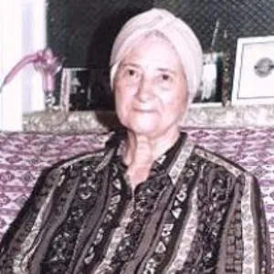 Nazik Erik