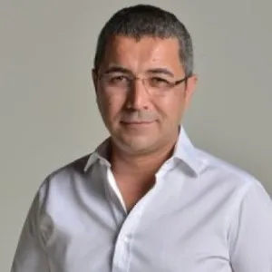 Veyis Ateş