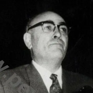Latif Aküzüm