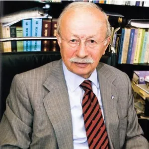 Oktay Ekşi