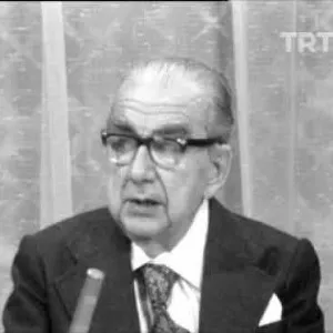 Zühtü Uray